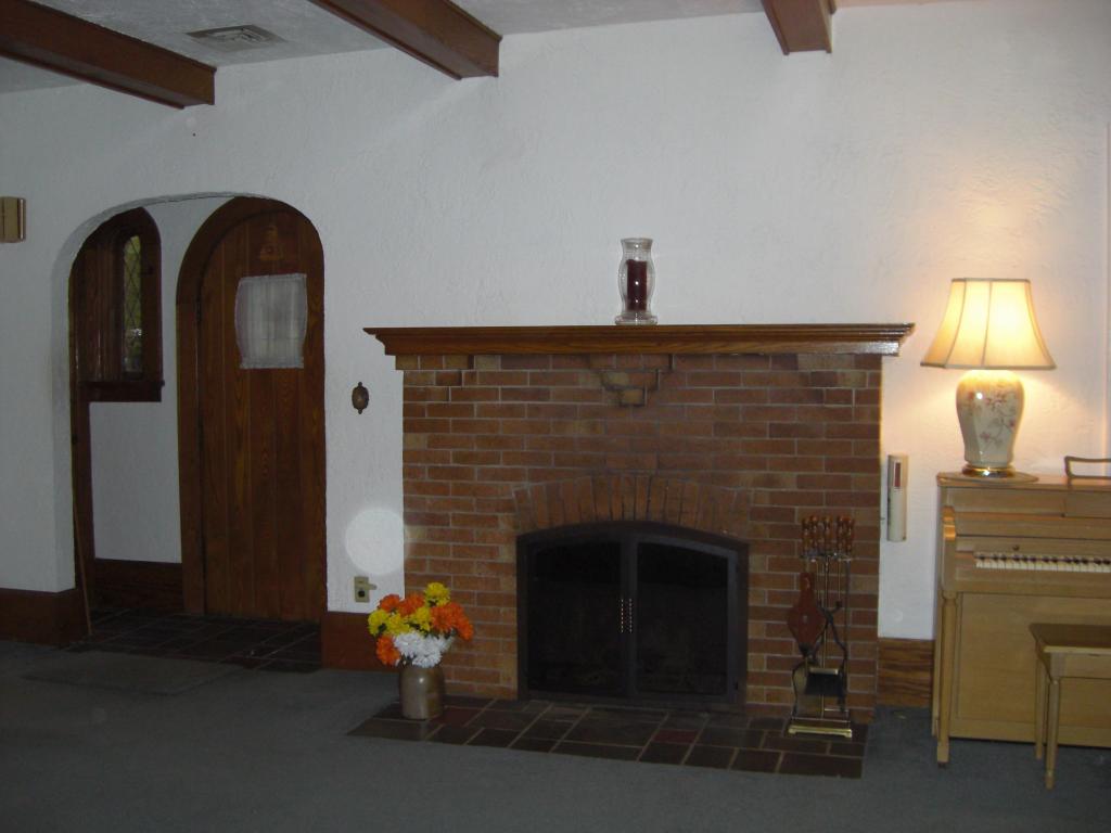 14 WOODSIDE RD