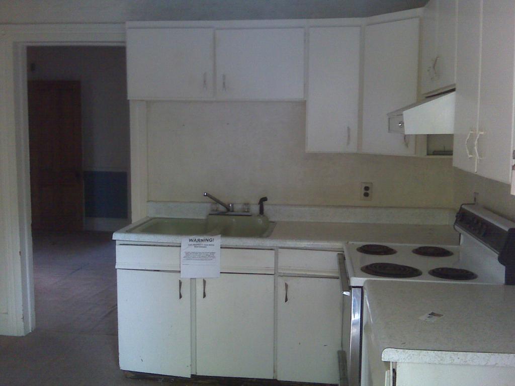 252 SPRING ST