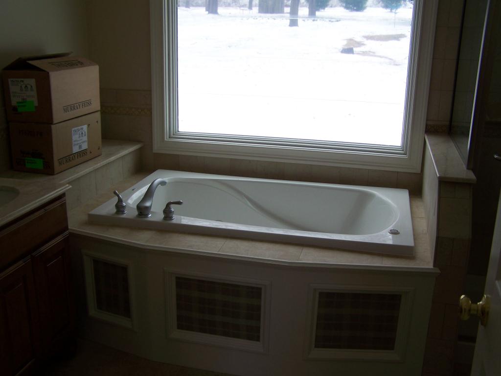 104 HILLSIDE RD
