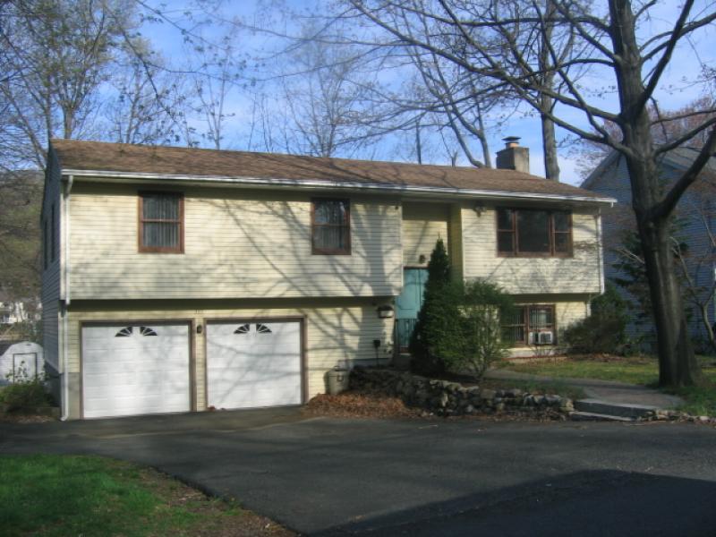 MLS #/Web ID: 2724867