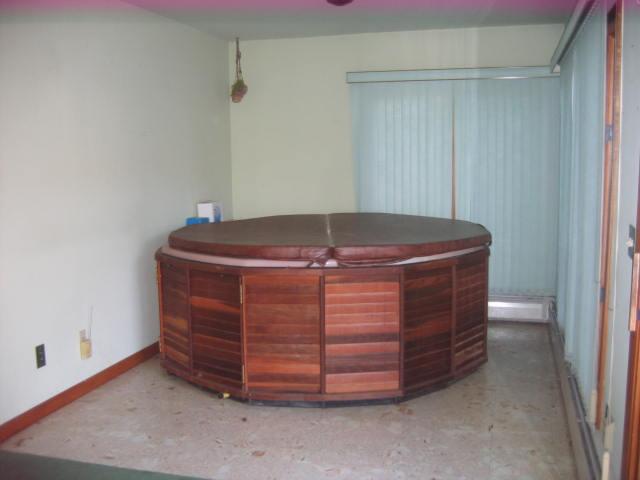 MLS #/Web ID: 2724867