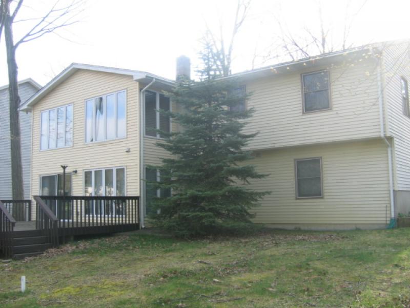 MLS #/Web ID: 2724867