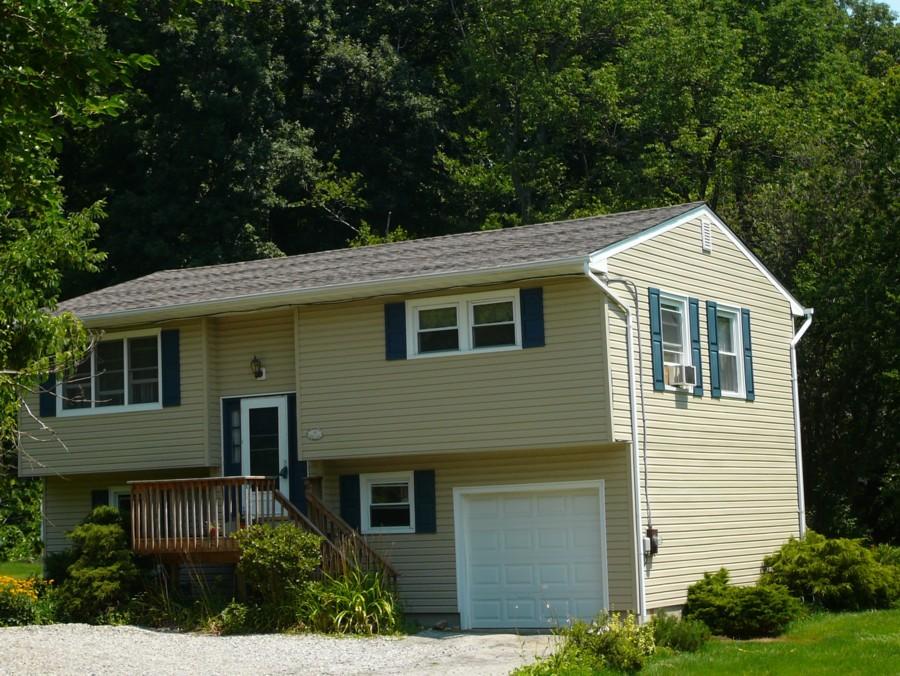 116 N BARRY DR