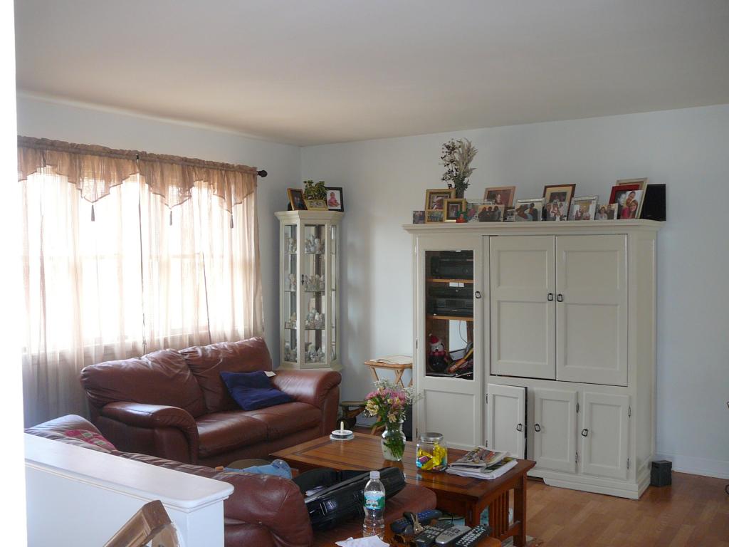 116 N BARRY DR