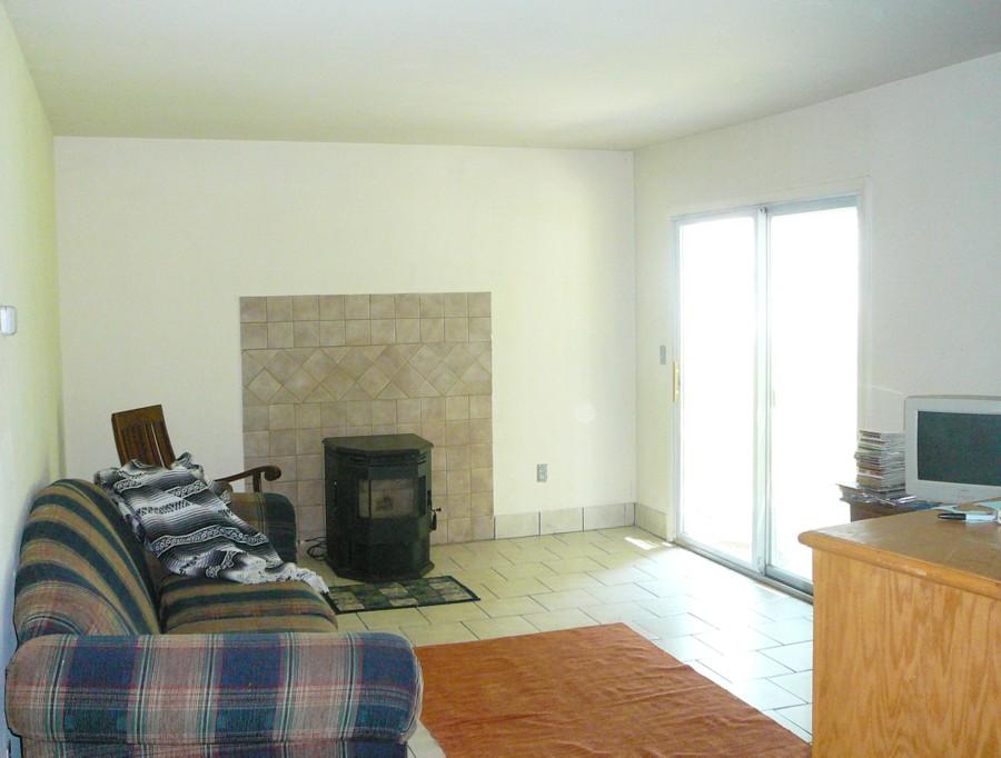 116 N BARRY DR