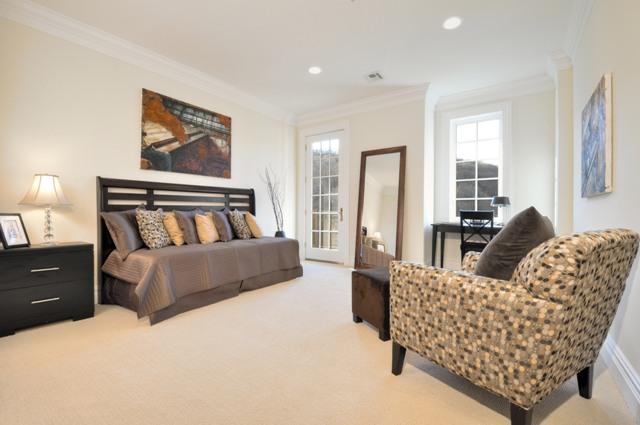 800 Somerset Street  Unit 12