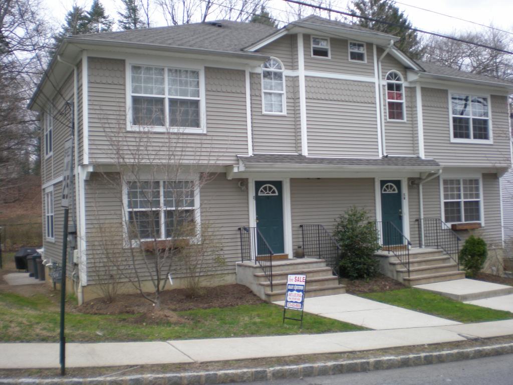 MLS #/Web ID: 2670068