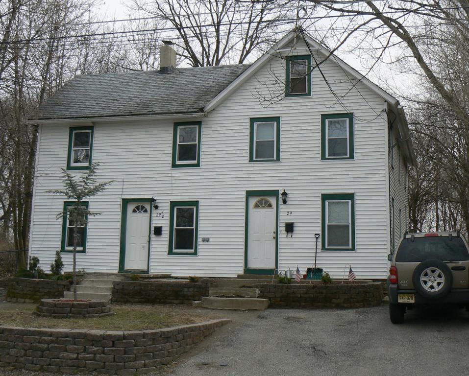 29-29 MOUNT VIEW