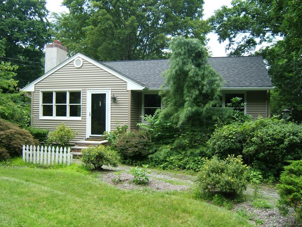 32 KIEL AVENUE