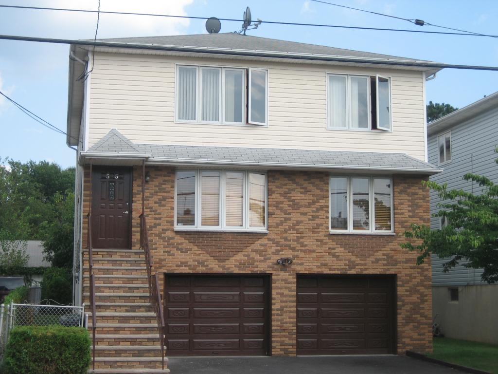 515 W ELM ST
