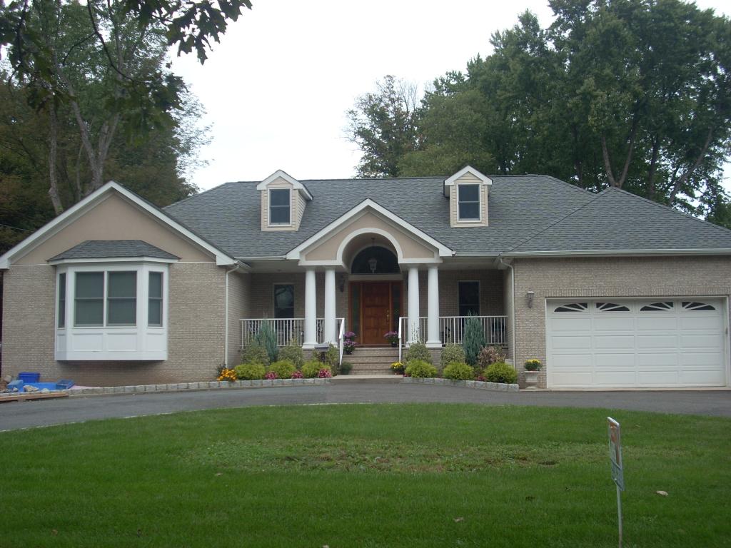 MLS #/Web ID: 2712968