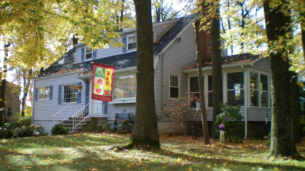 MLS #/Web ID: 2723768