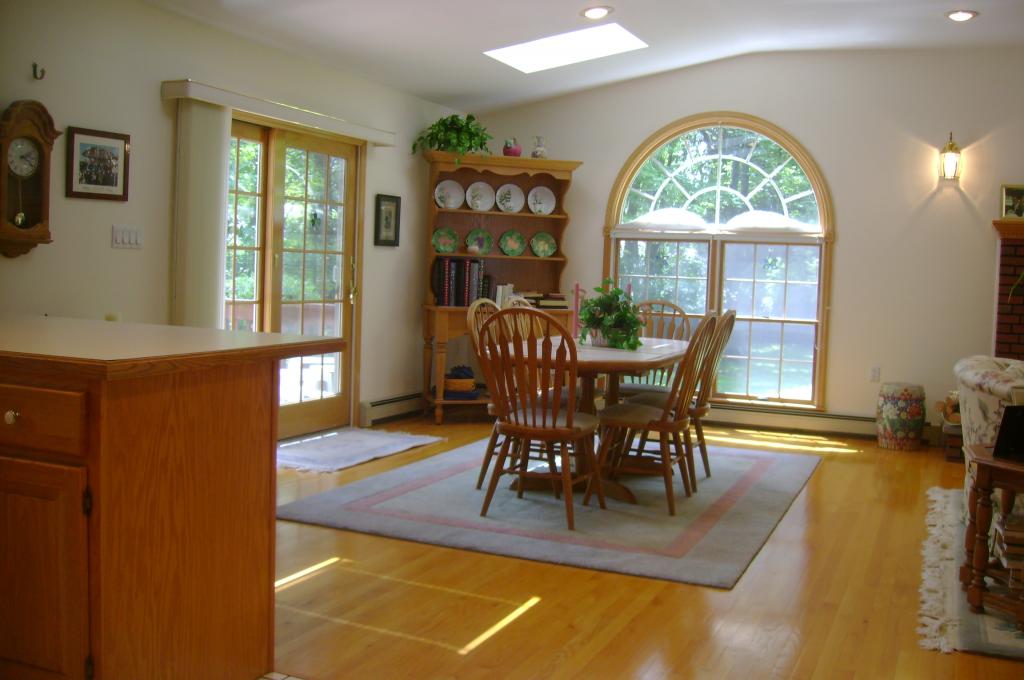 MLS #/Web ID: 2725368