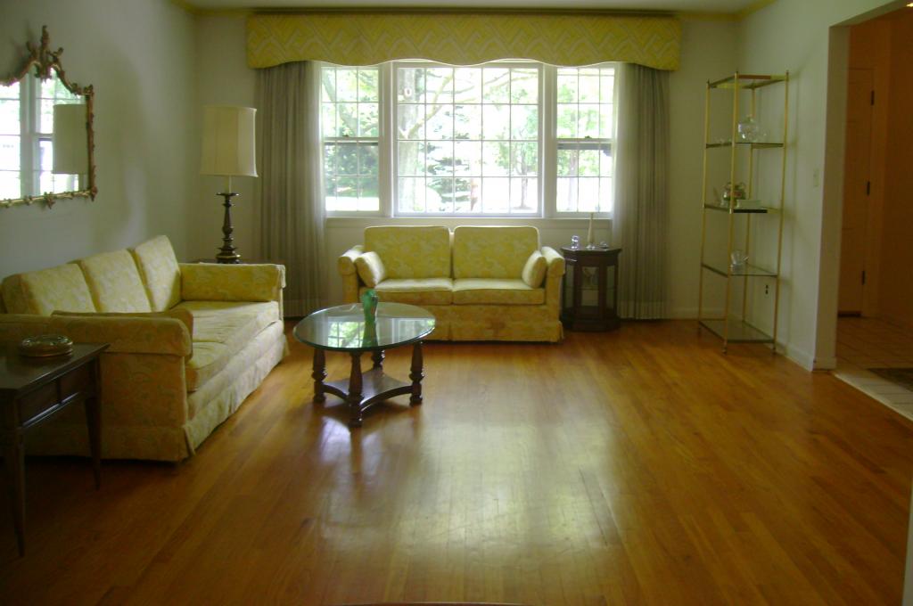MLS #/Web ID: 2725368