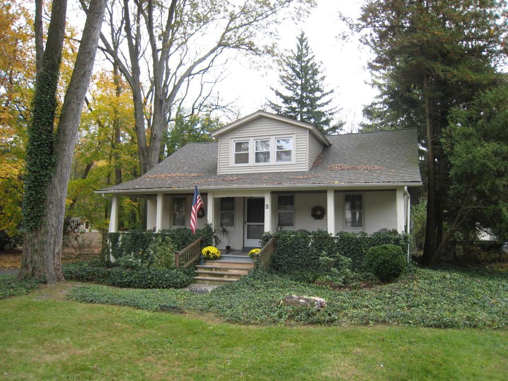 MLS #/Web ID: 2725868