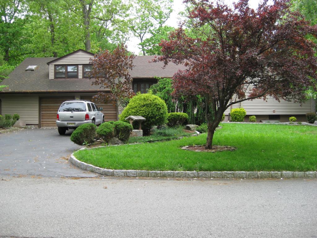 MLS #/Web ID: 2683569