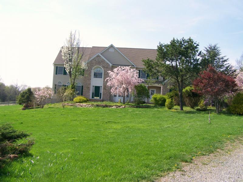 107 BACK BROOK RD