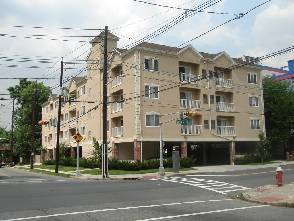 MLS #/Web ID: 2719069
