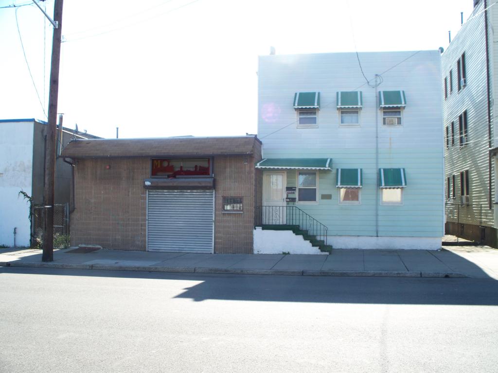 MLS #/Web ID: 2722869