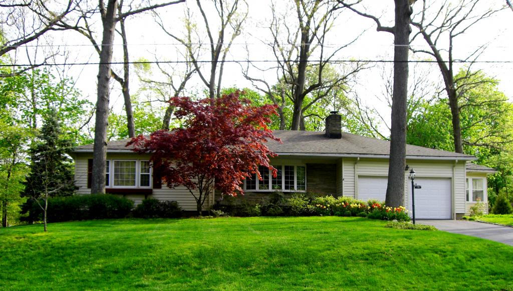 MLS #/Web ID: 2723669