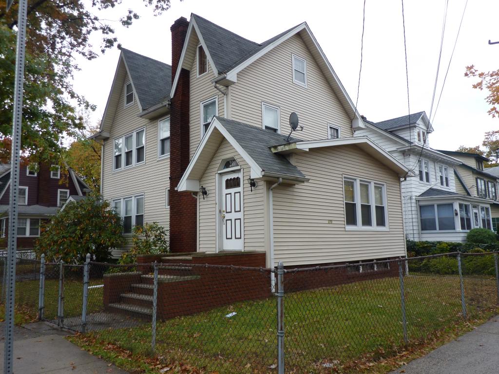 270 ELLERY AVE