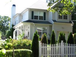 78 ASHWOOD AVE