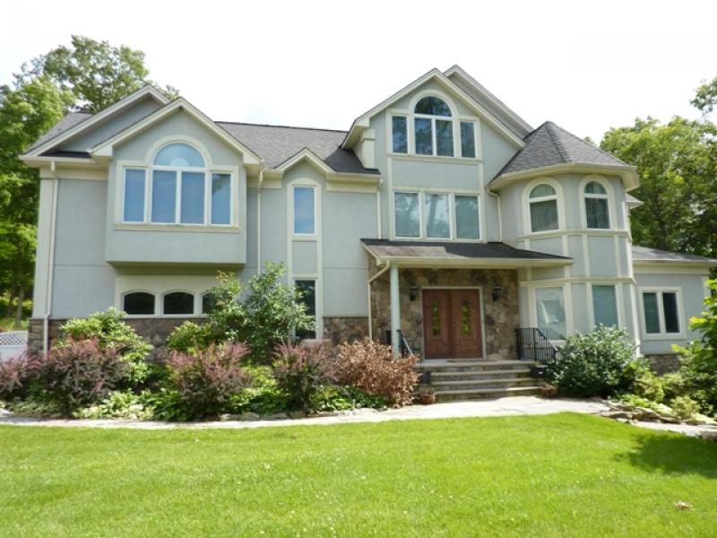 110 COVENTRY WAY