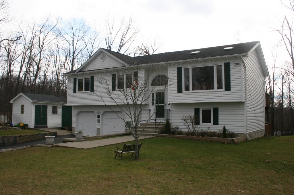 MLS #/Web ID: 2731769