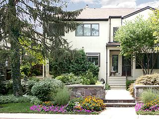 31 LAMBERT LN