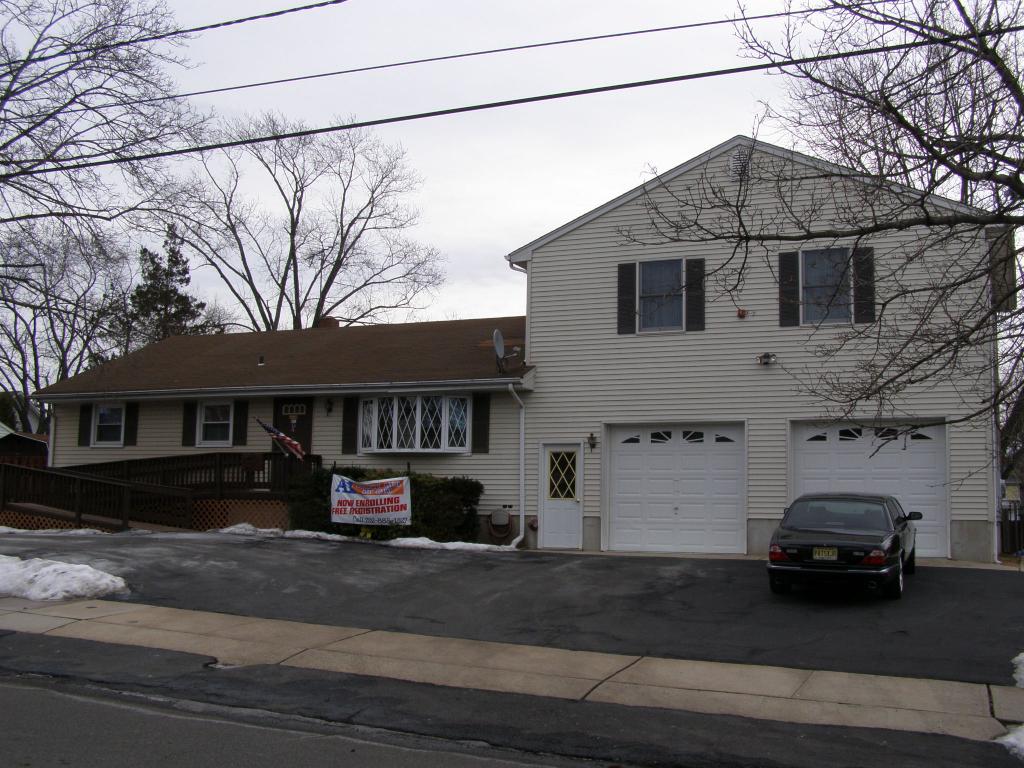 MLS #/Web ID: 2680870