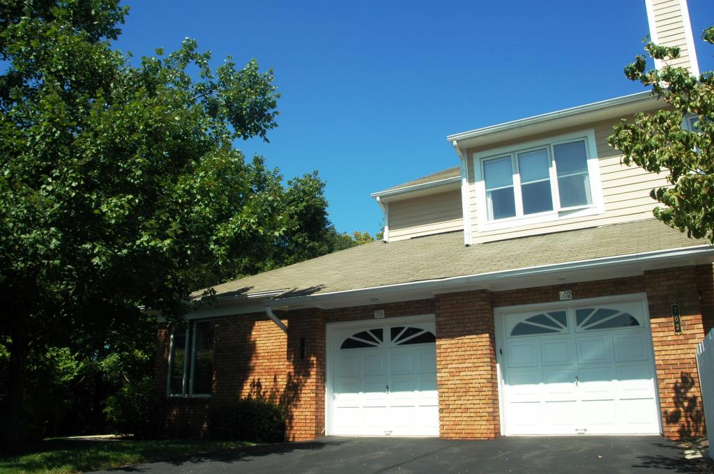 MLS #/Web ID: 2712070
