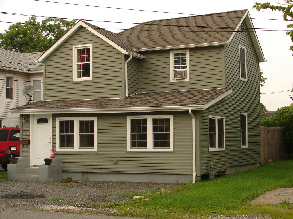 111 MAPLE AVE