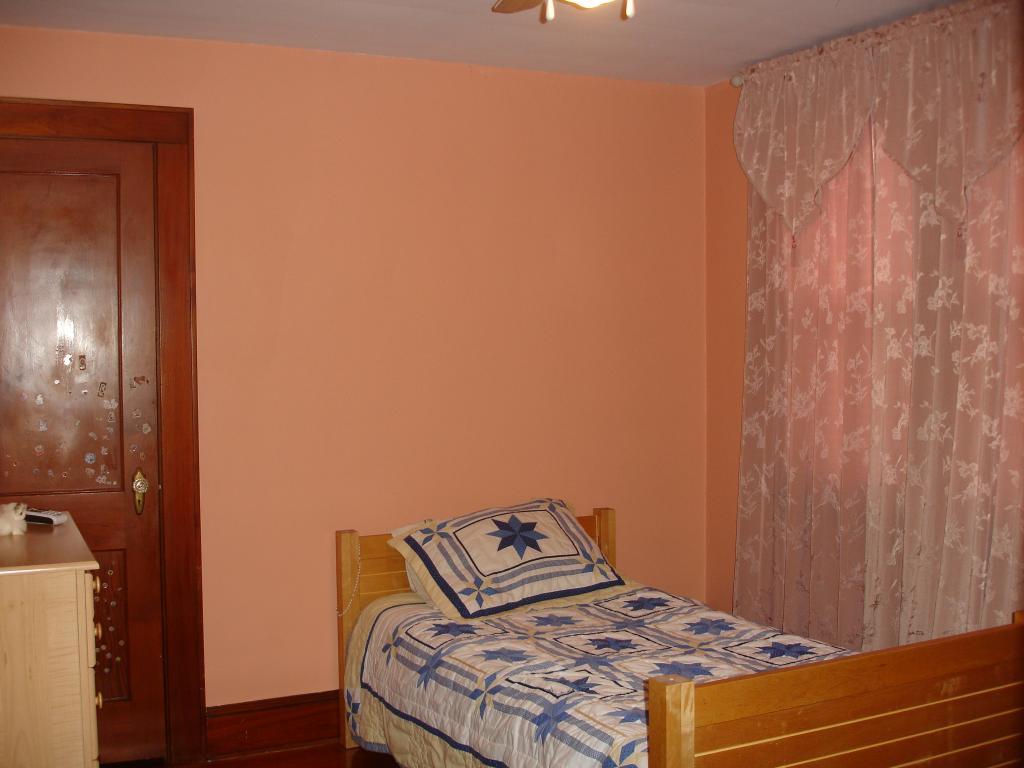 8 GROCHOWIAK ST