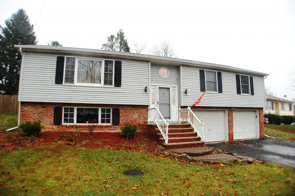 9 WALNUT ROAD