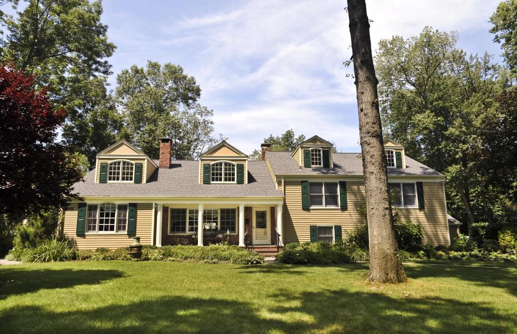 12 BENSON CT