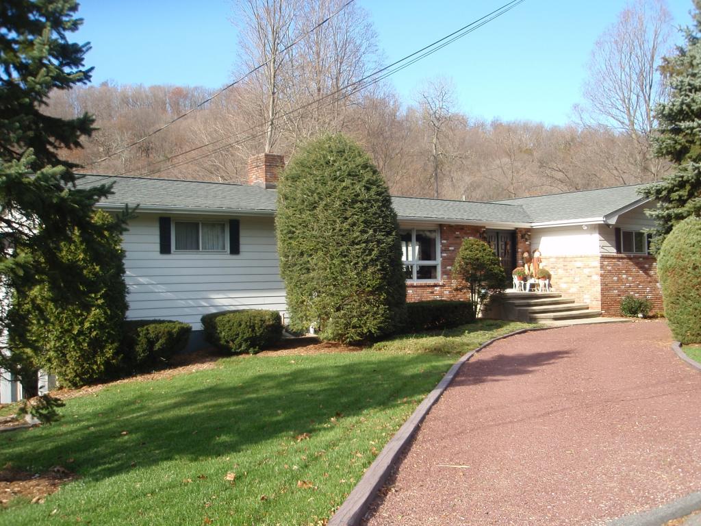 35 POTTER AVE