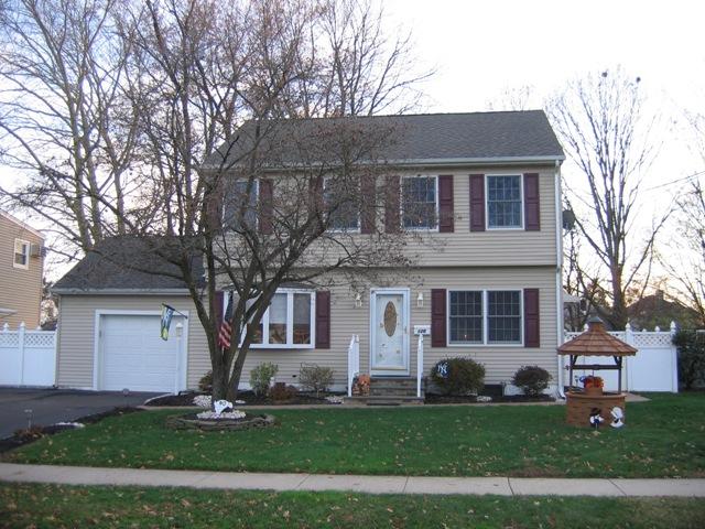 MLS #/Web ID: 2729270