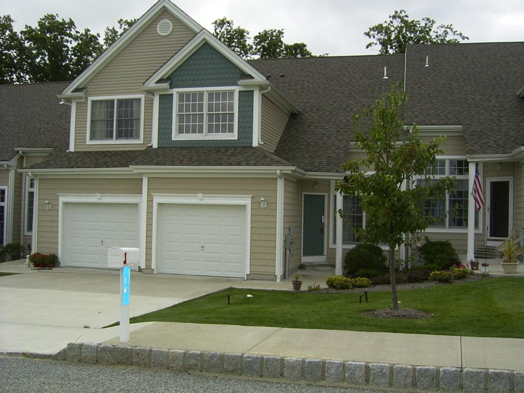 MLS #/Web ID: 2628971