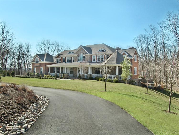 49 WISTERIA WAY