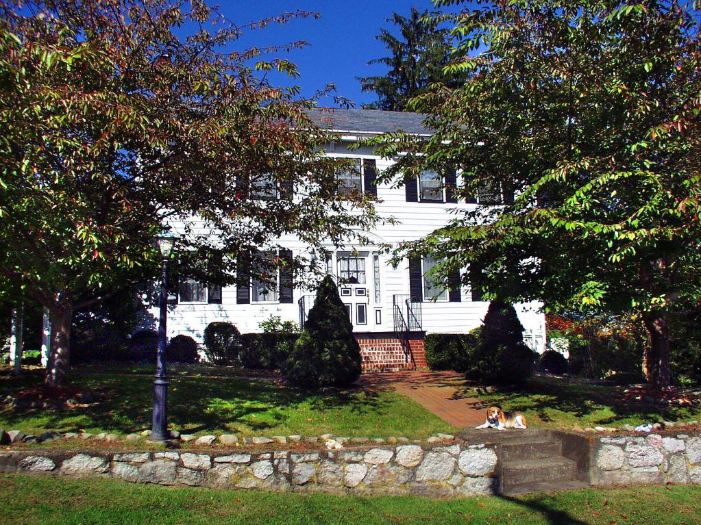 16 WYKERTOWN RD