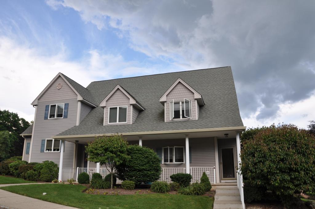 MLS #/Web ID: 2694871