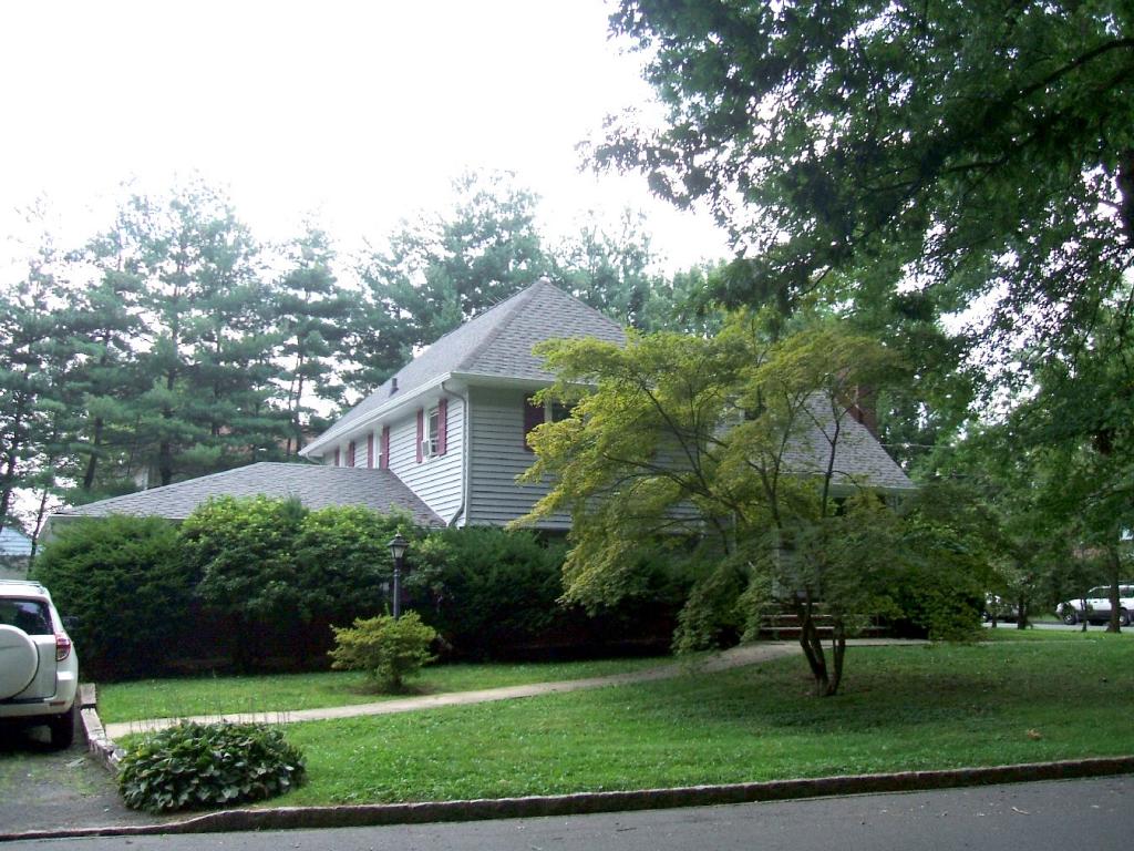 MLS #/Web ID: 2706571