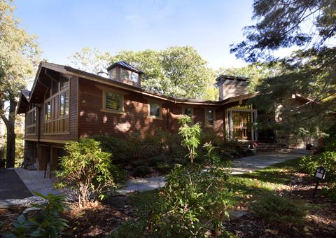 MLS #/Web ID: 2716671