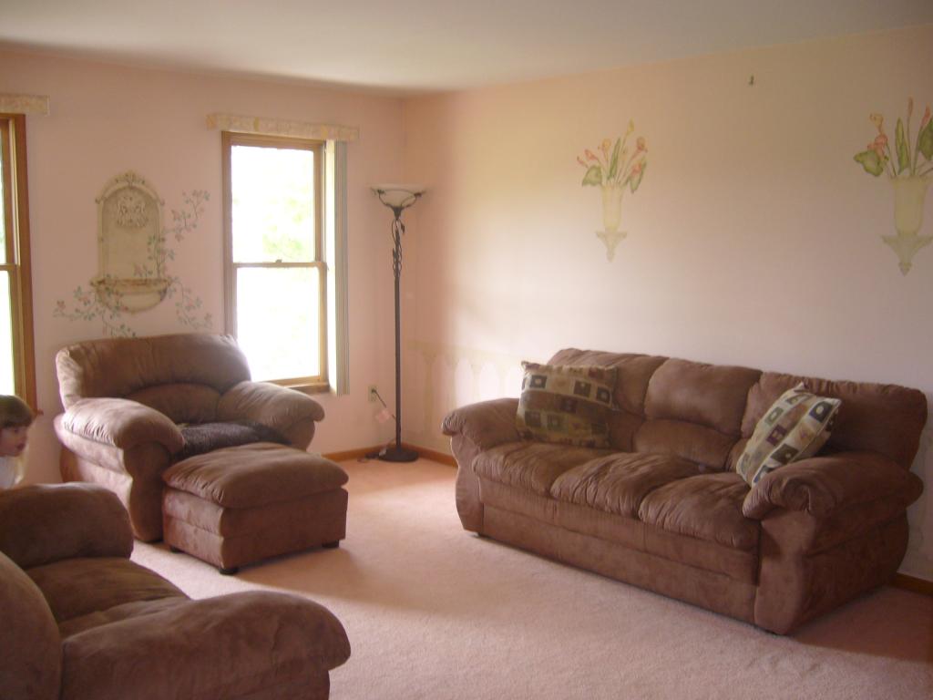 MLS #/Web ID: 2717271