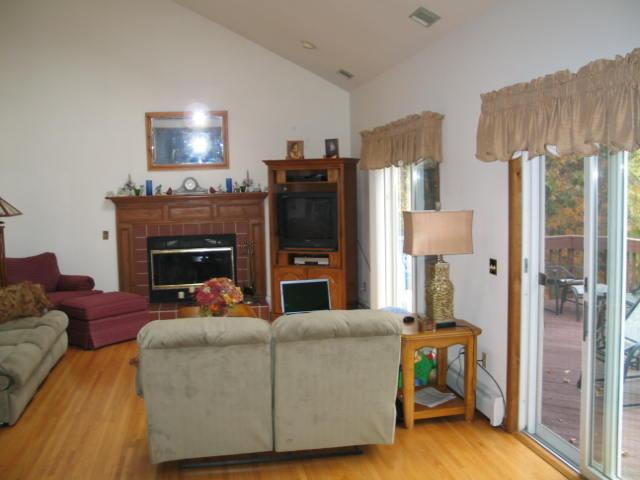 49 NEEPAULIN DR