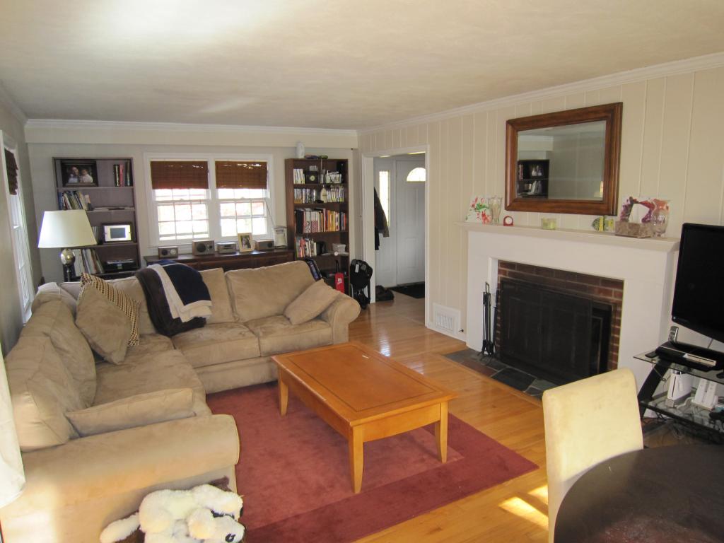 MLS #/Web ID: 2724071