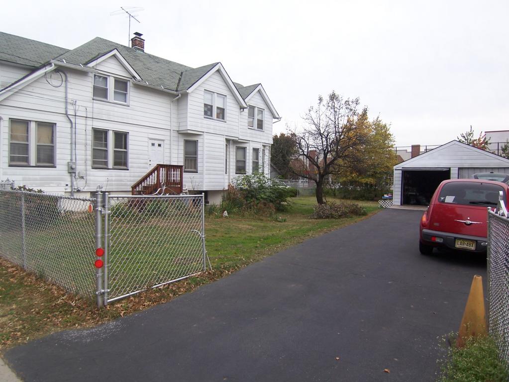 MLS #/Web ID: 2725071