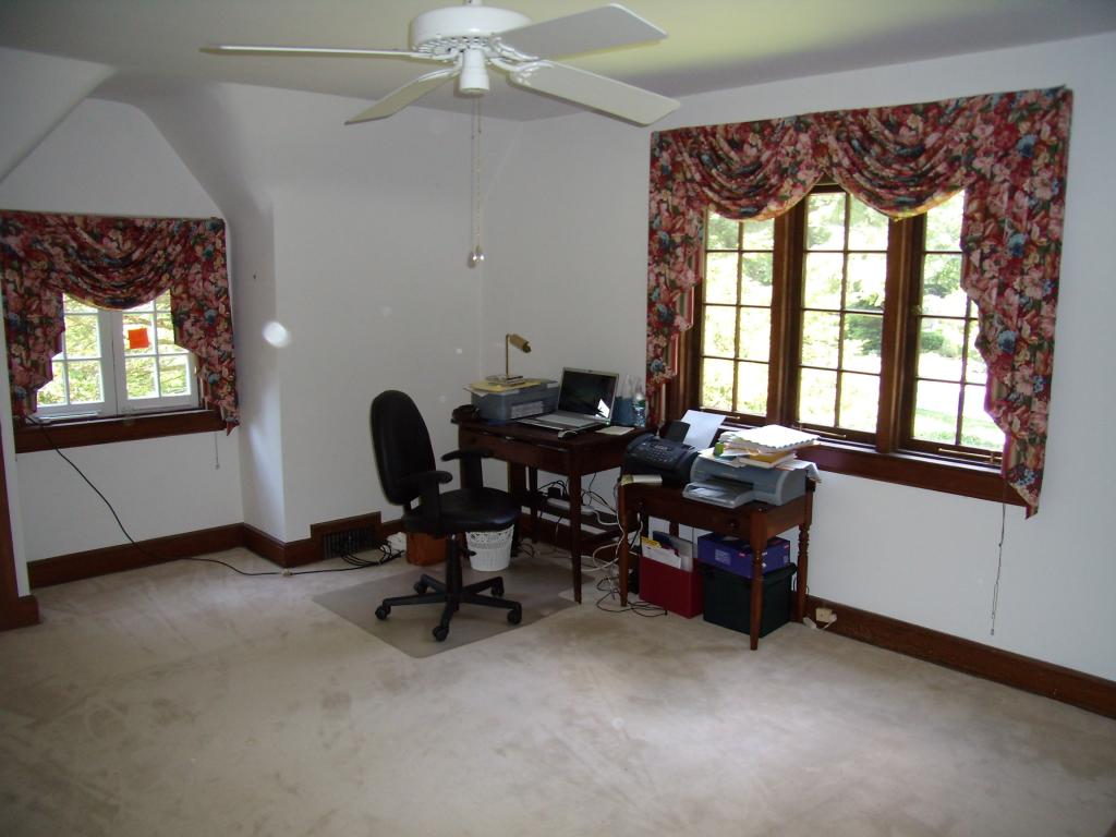 MLS #/Web ID: 2688972