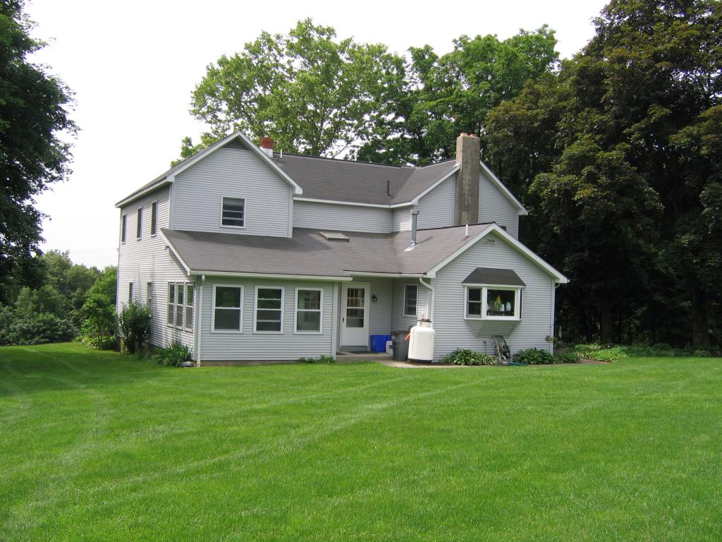 MLS #/Web ID: 2692172