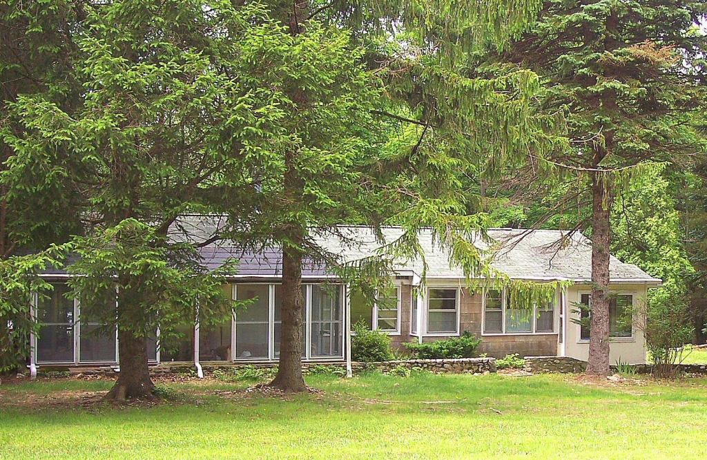 MLS #/Web ID: 2692872